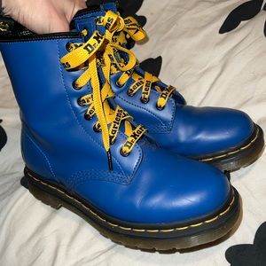 Blue Dr. Martens boots 💙💛
